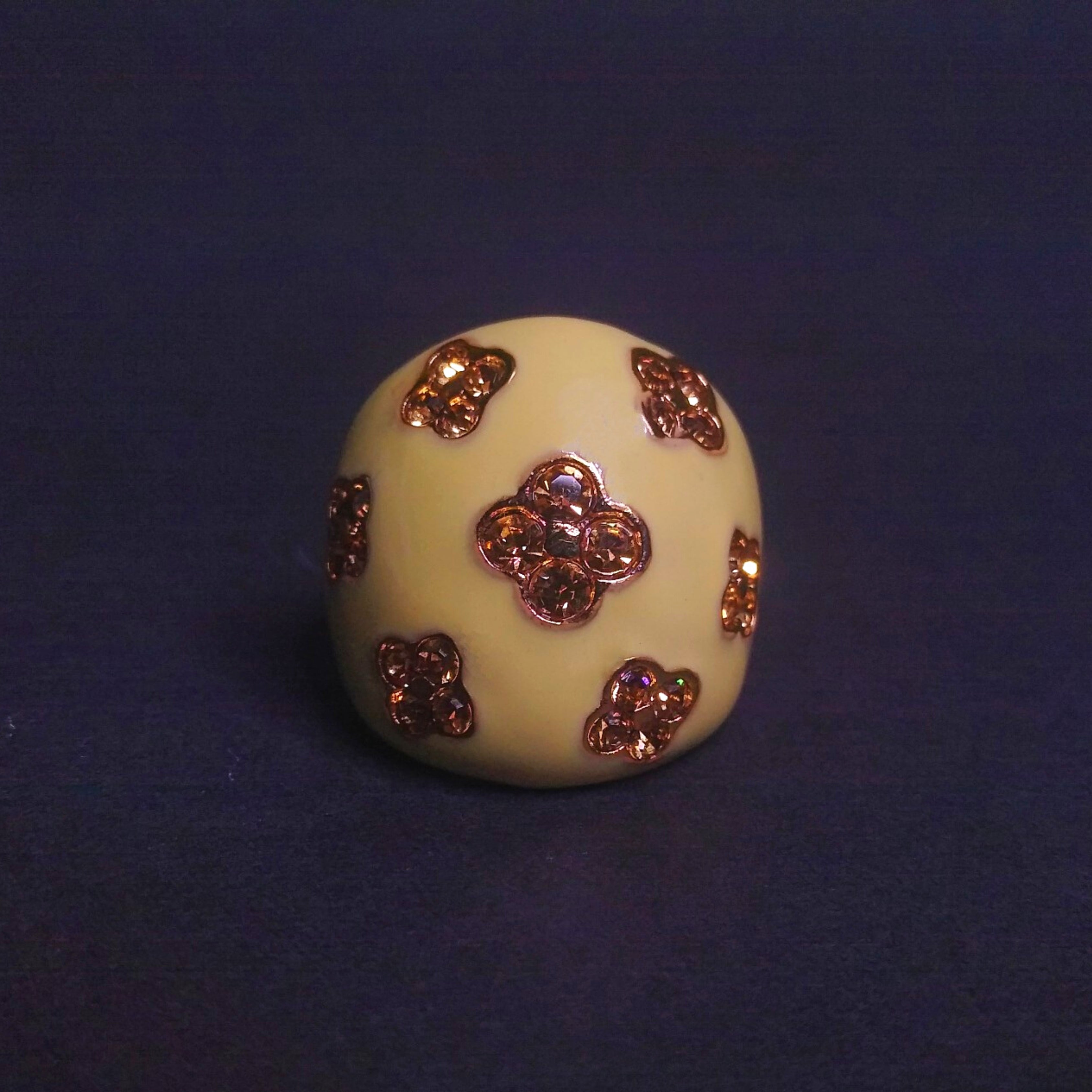 ZIZCOV CZECH CRYSTAL RING