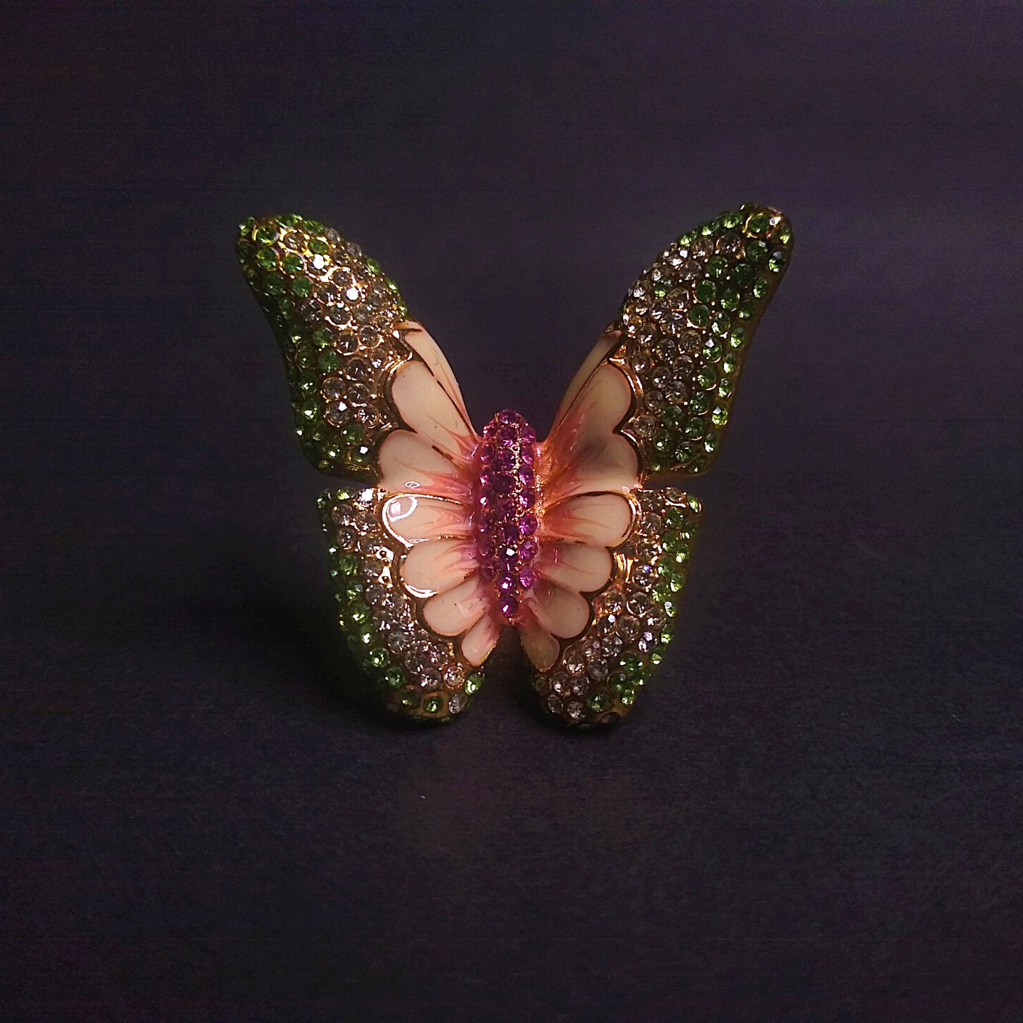 Opatoc Czech Crystal Ring - MIKING LLC