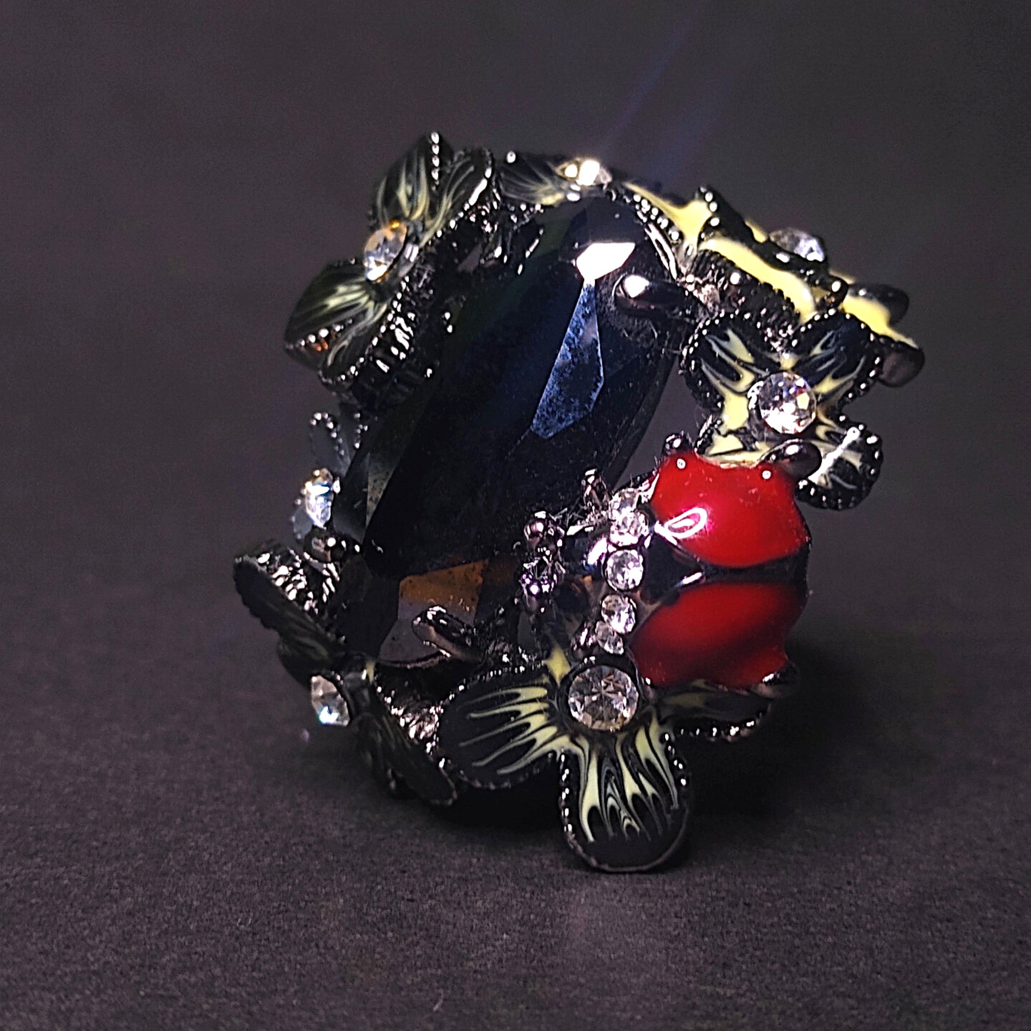 BOHEMIA CZECH  CRYSTAL RING 