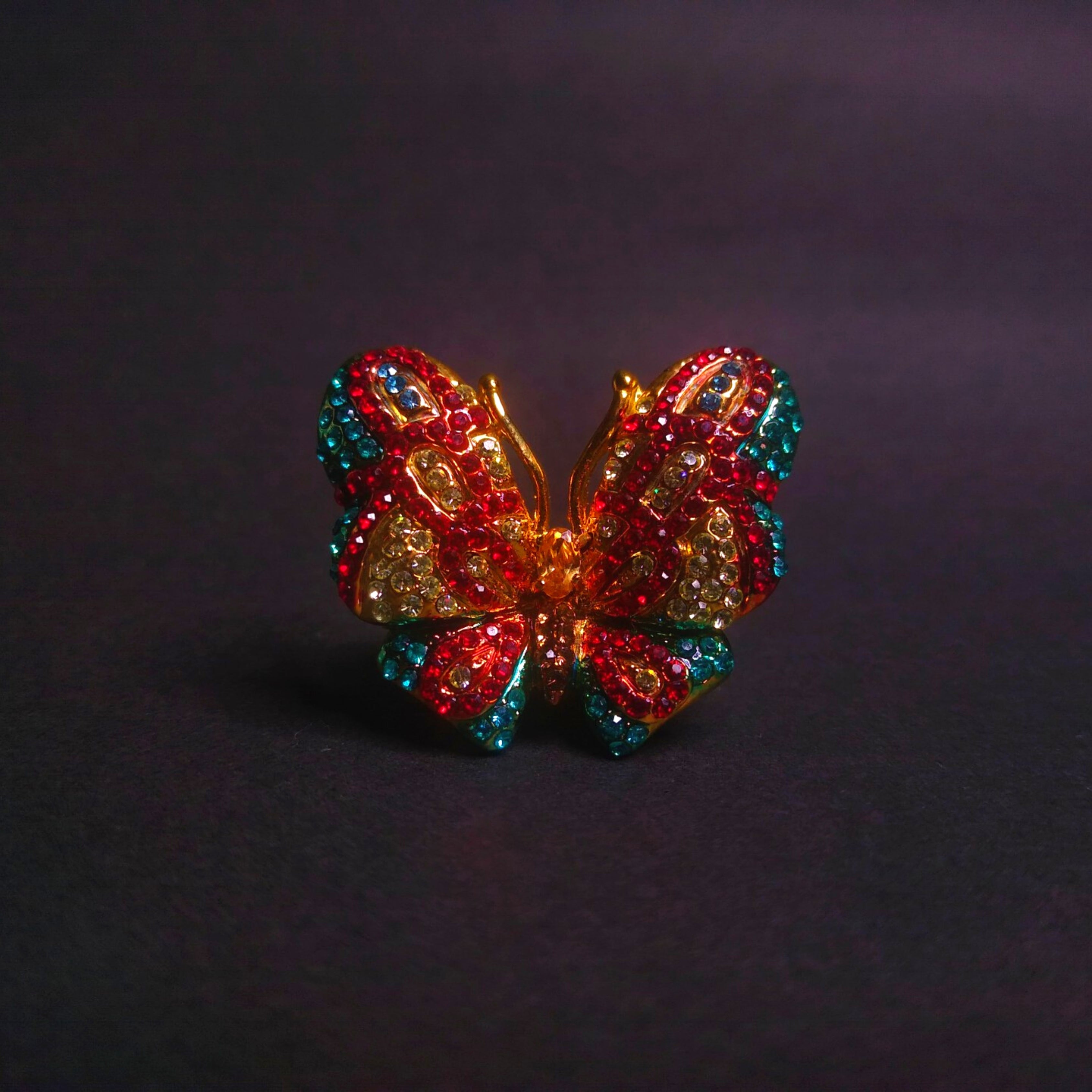 MOTYL CZECH CRYSTAL RING