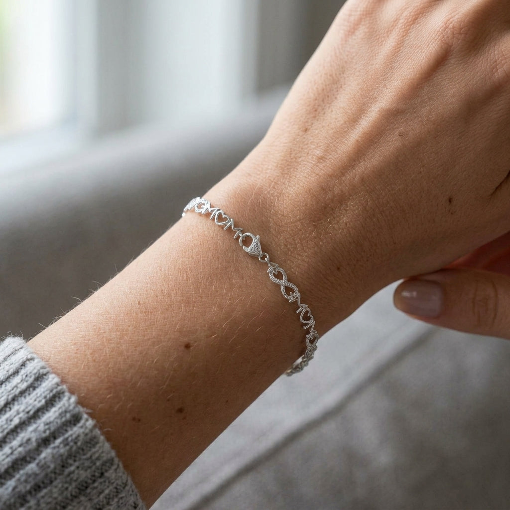 MOM TO BE Natural White Diamond Bracelet in 925 Sterling Silver