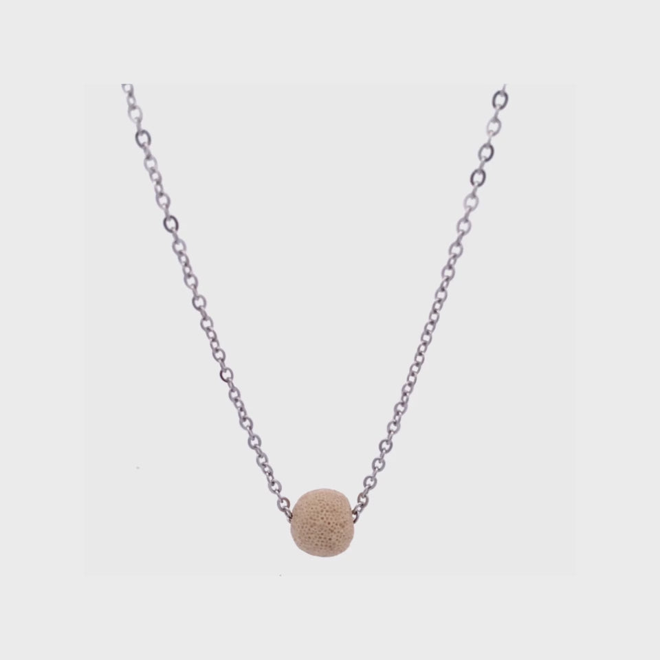 DWARFS LAVA NECKLACE CREAM