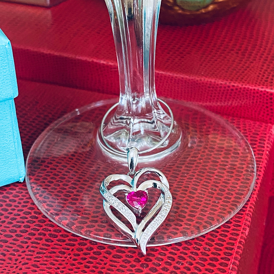 Amuleto de diamante de vinho HEART Miking