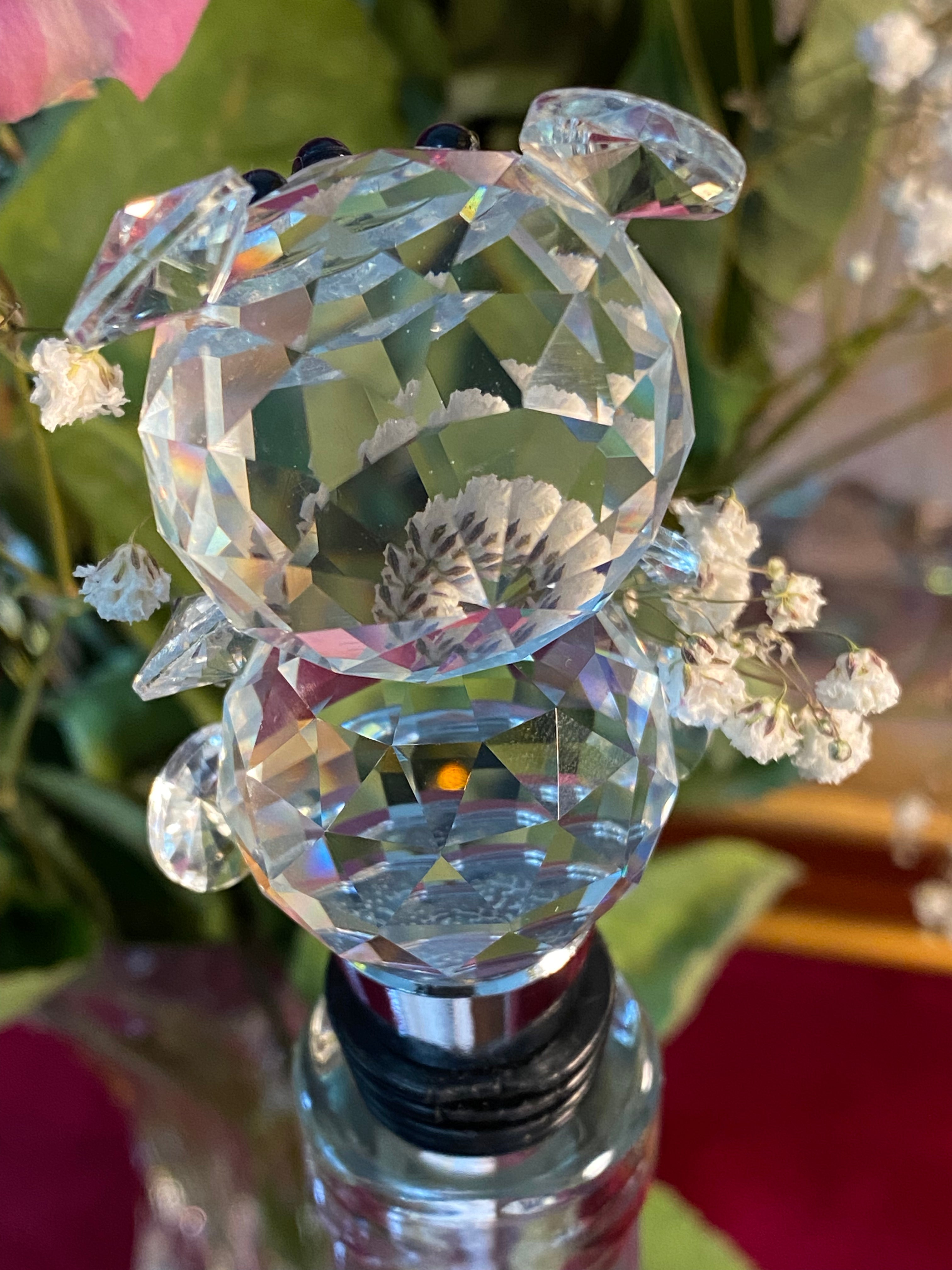 BEAR Crystal Bottle Stopper - MIKING LLC